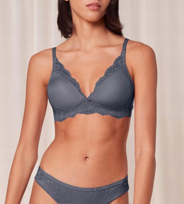 Triumph Amourette Charm T P biustonosz usztywniany niebieski rozmiar 75B