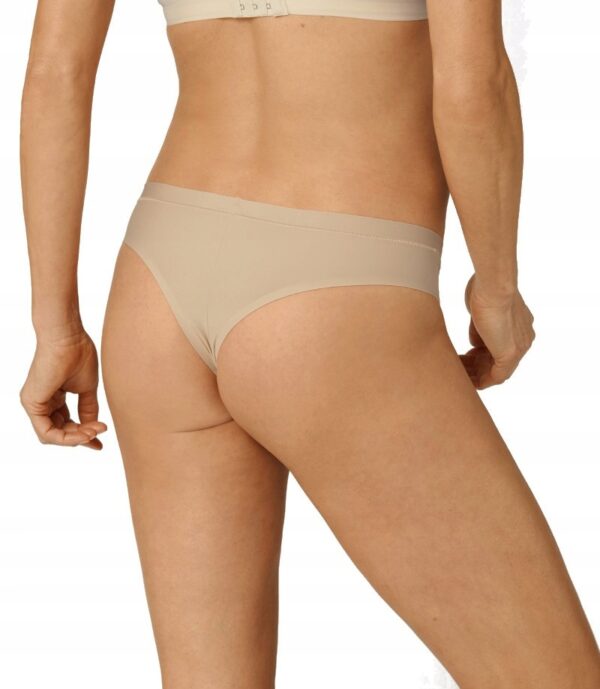 Triumph Smart Micro Brazilian majtki damskie Stringi rozmiar S/L